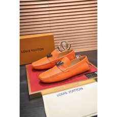 Louis Vuitton Low Shoes